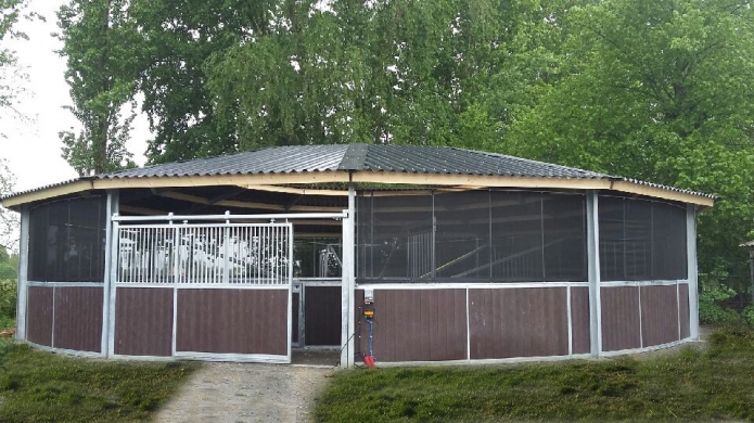 Marcheur-couvert--modele-Prestige-HIPPOCENTER-0